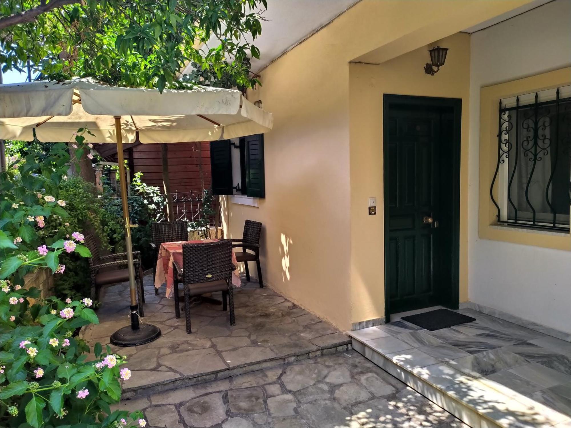 Grivas Apartments Sivota  Exterior photo